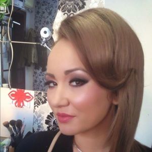 Meet your Posher, Valerie